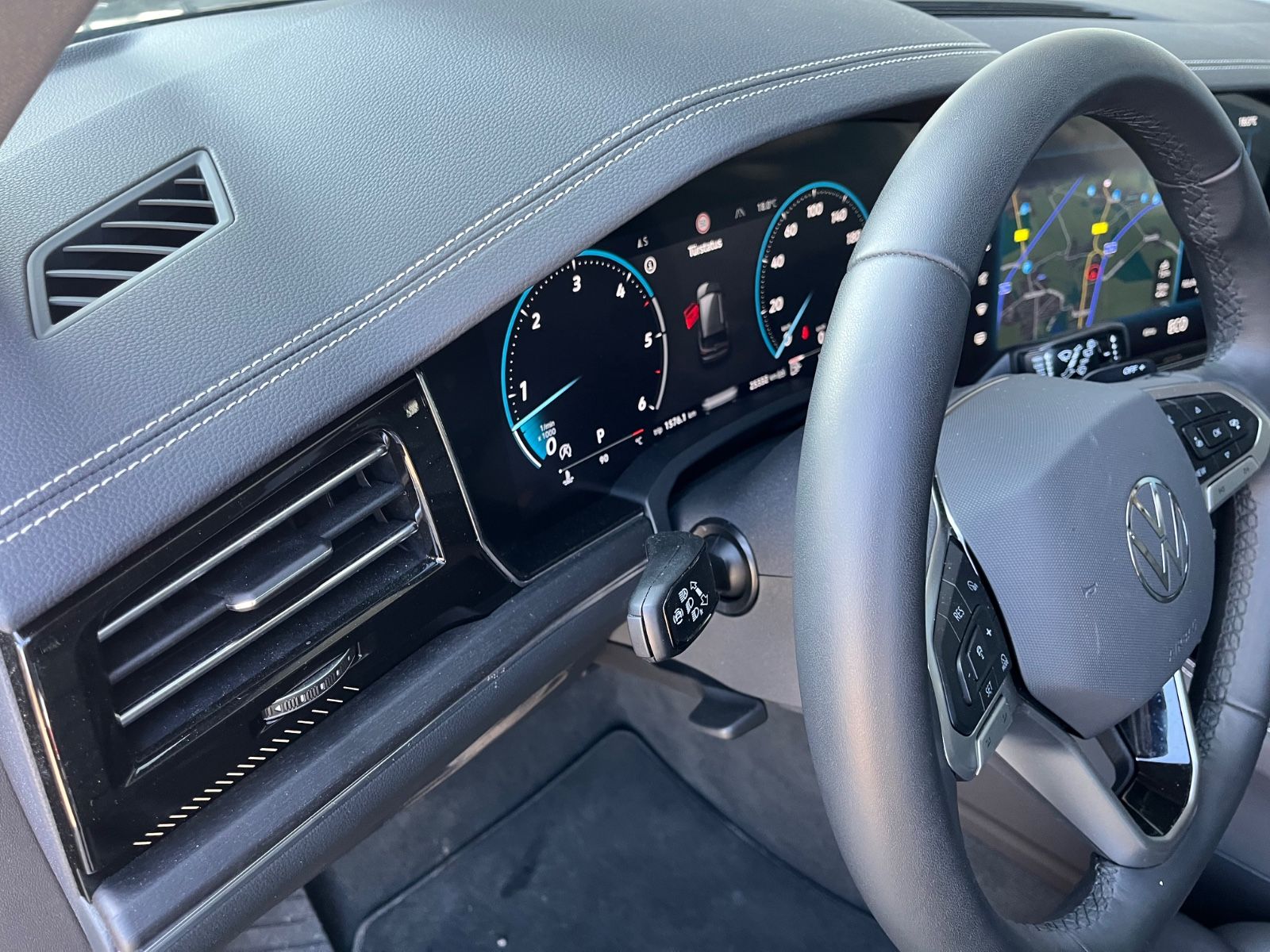 Volkswagen Touareg 3.0 TDI  4Motion Luftfahr Leder AHK LED