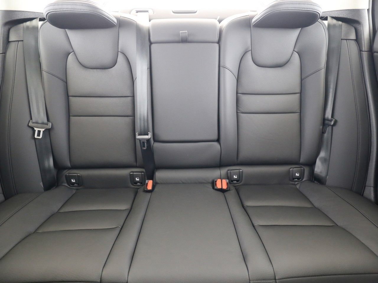 Volvo S60 B4 Plus Dark