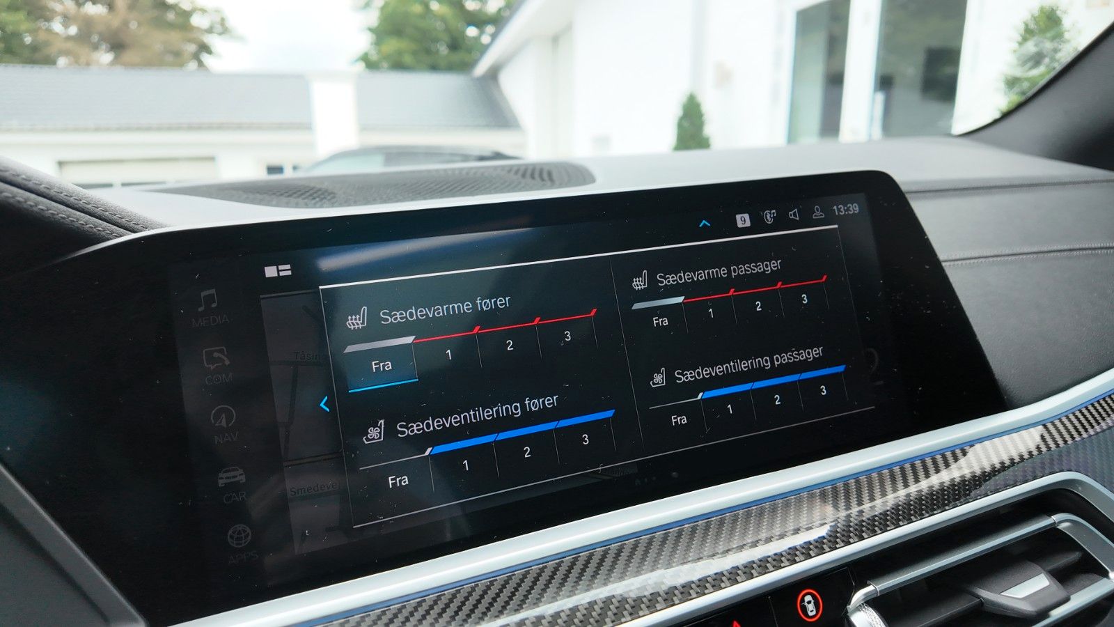 BMW X5  xDrive 45e "M-SPORT, PANO, HUD, SPORTSITZE"