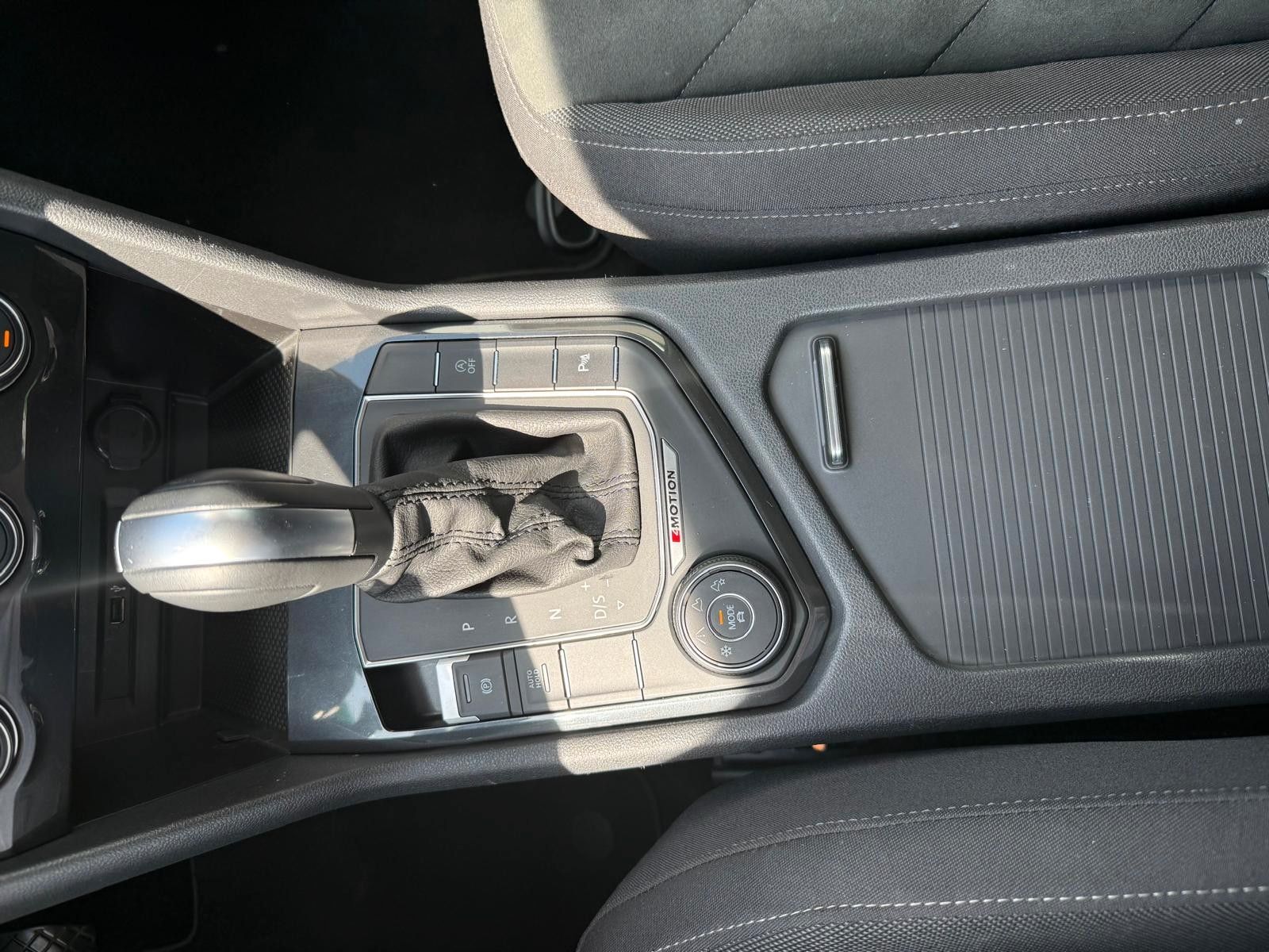 Volkswagen Tiguan Highline 4Motion - Samsaru's Car Outlet