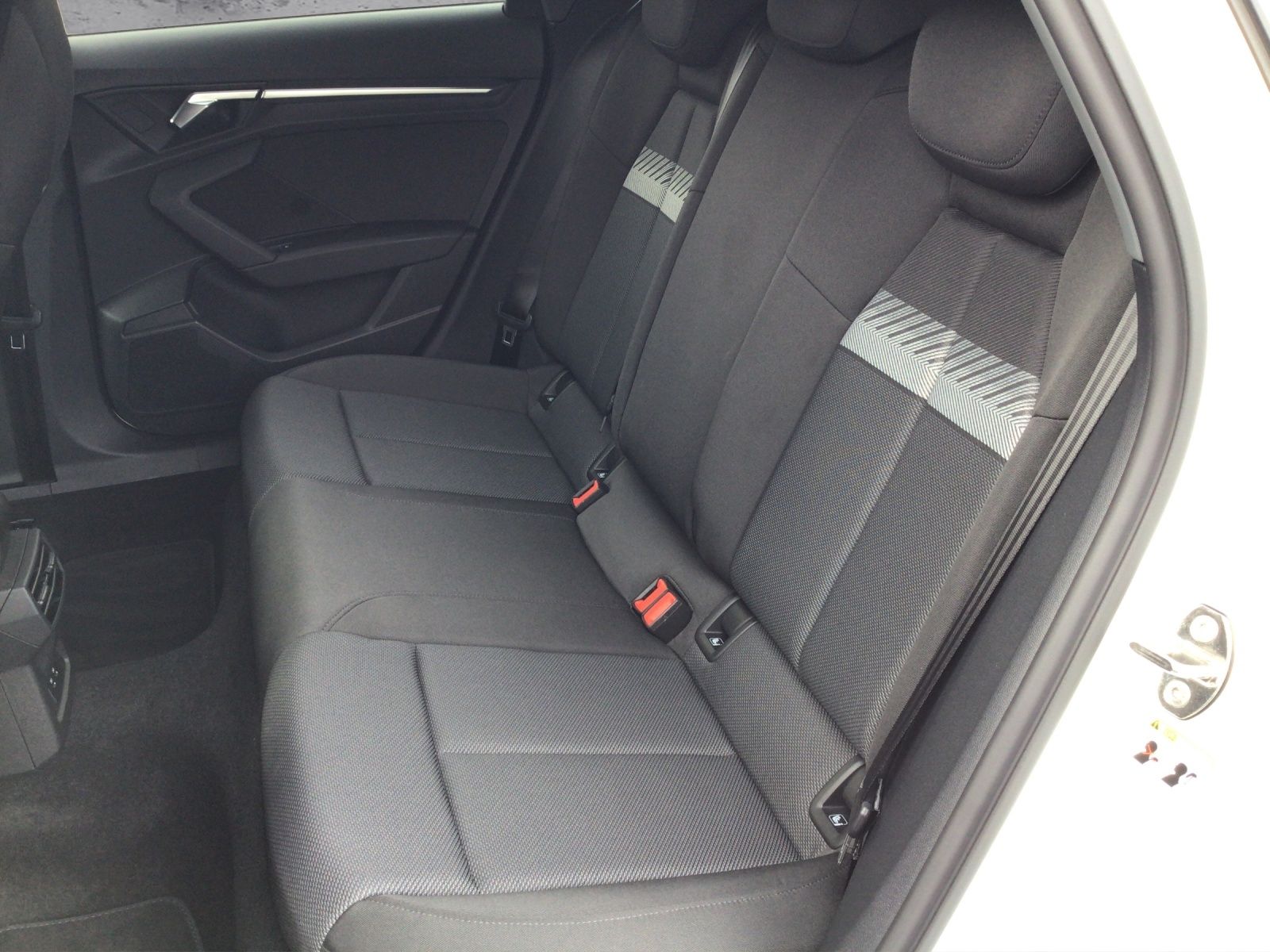 Audi A3 Sportback S line 45 TFSIe S tronic NAV/LED/SH