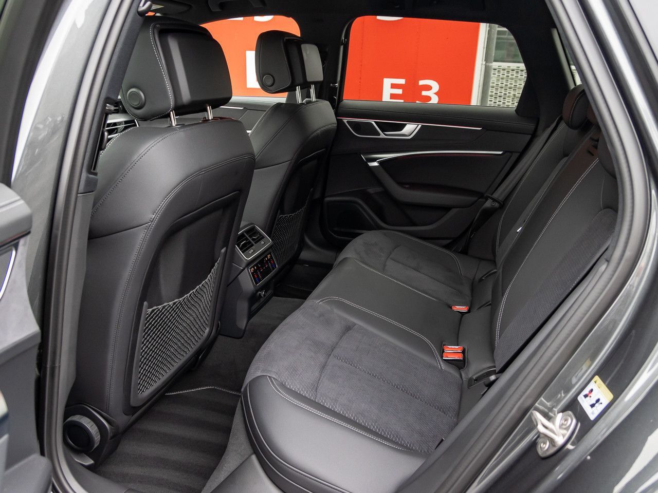 Audi A6 Avant S line 45 TFSI quattro S tronic ACC HUD