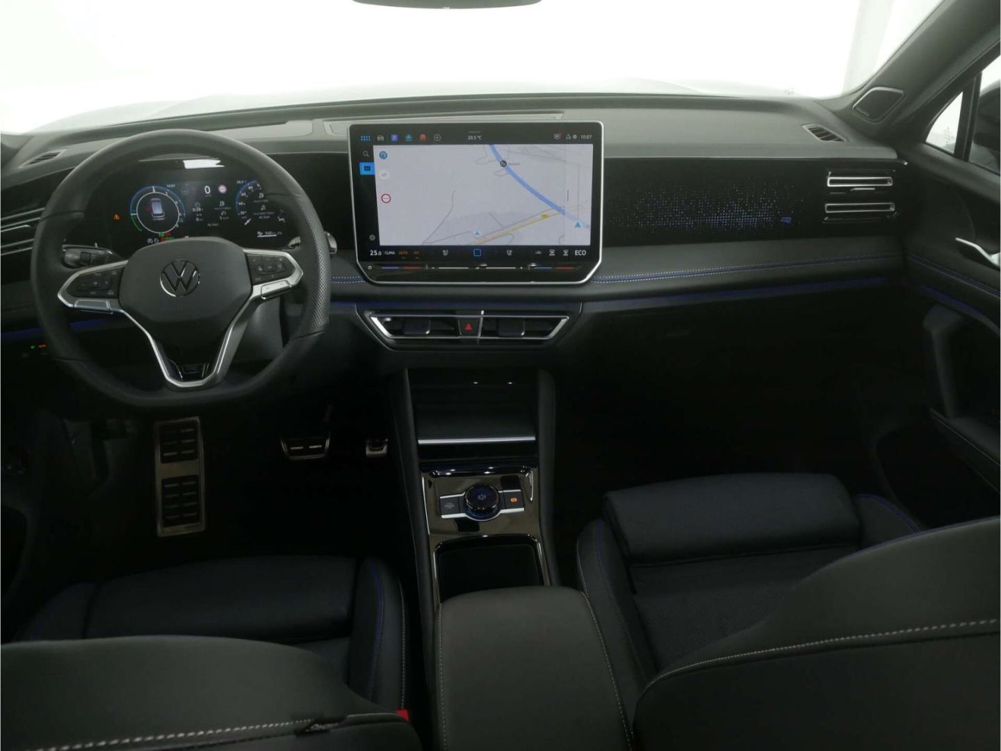 Volkswagen Tiguan 1.5 eHybrid R-Line Black Style PANO/AHK