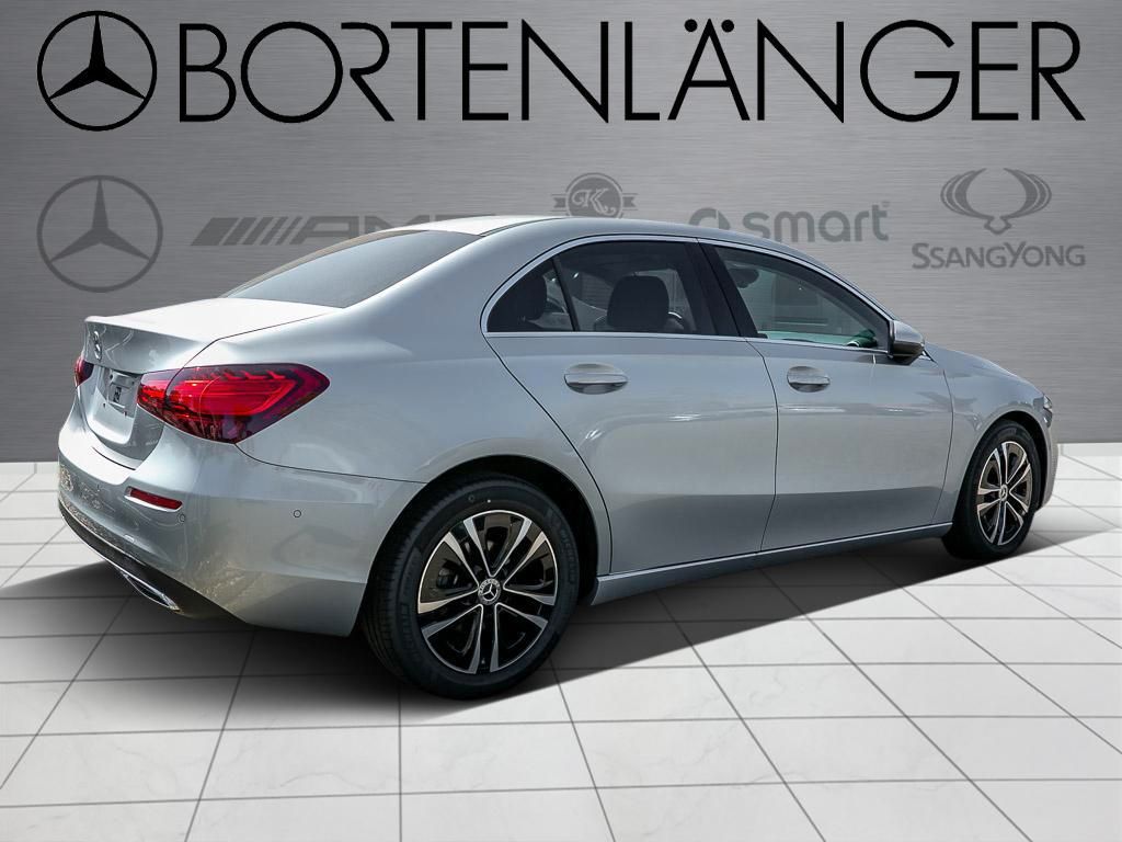Mercedes-Benz A 200 d Progressive Advanced - Samsaru's Car Outlet