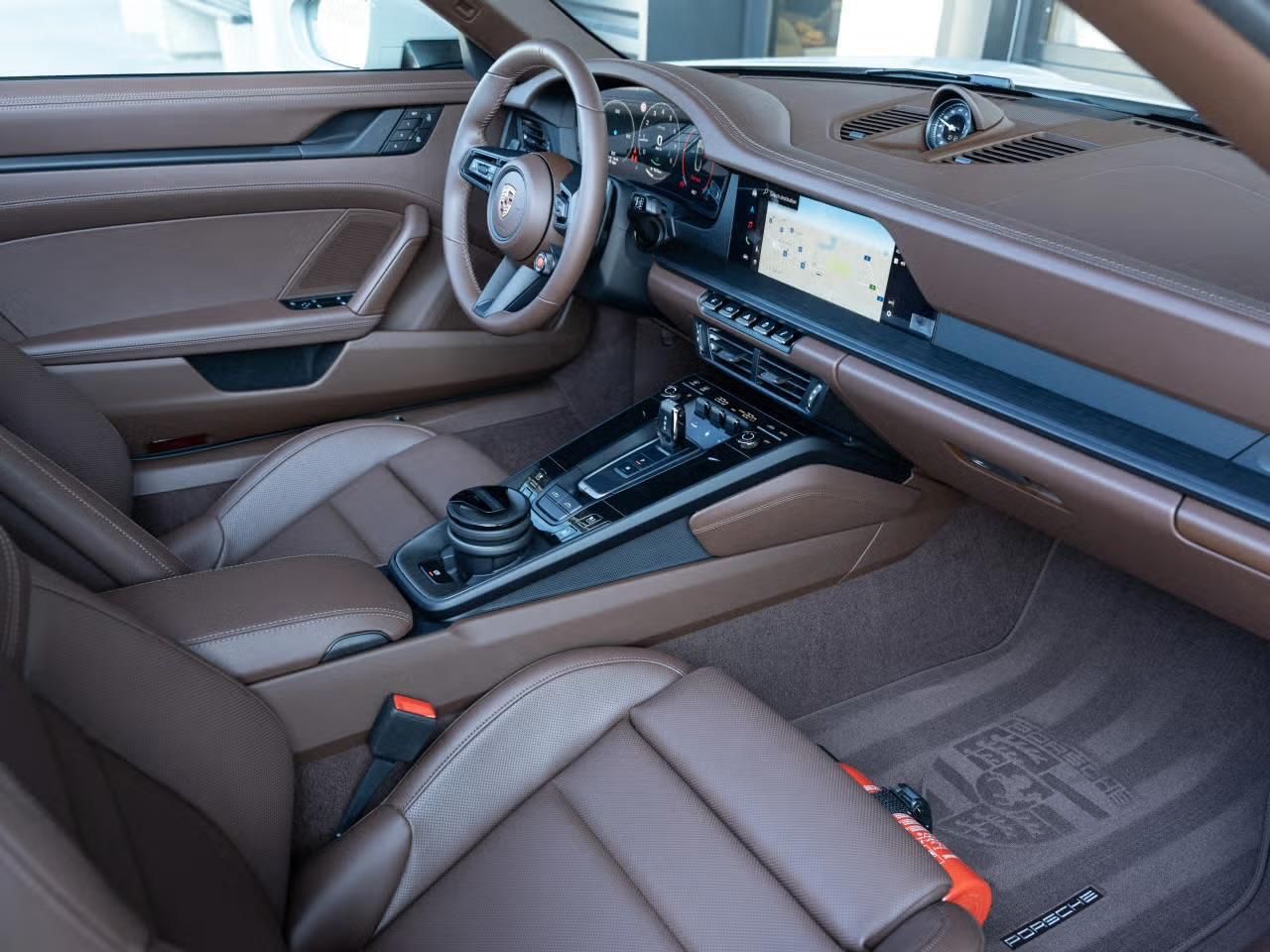 Porsche 992.2 Targa 4 GTS°GREY/BROWN°LIFT°MATRIX°BOSE°