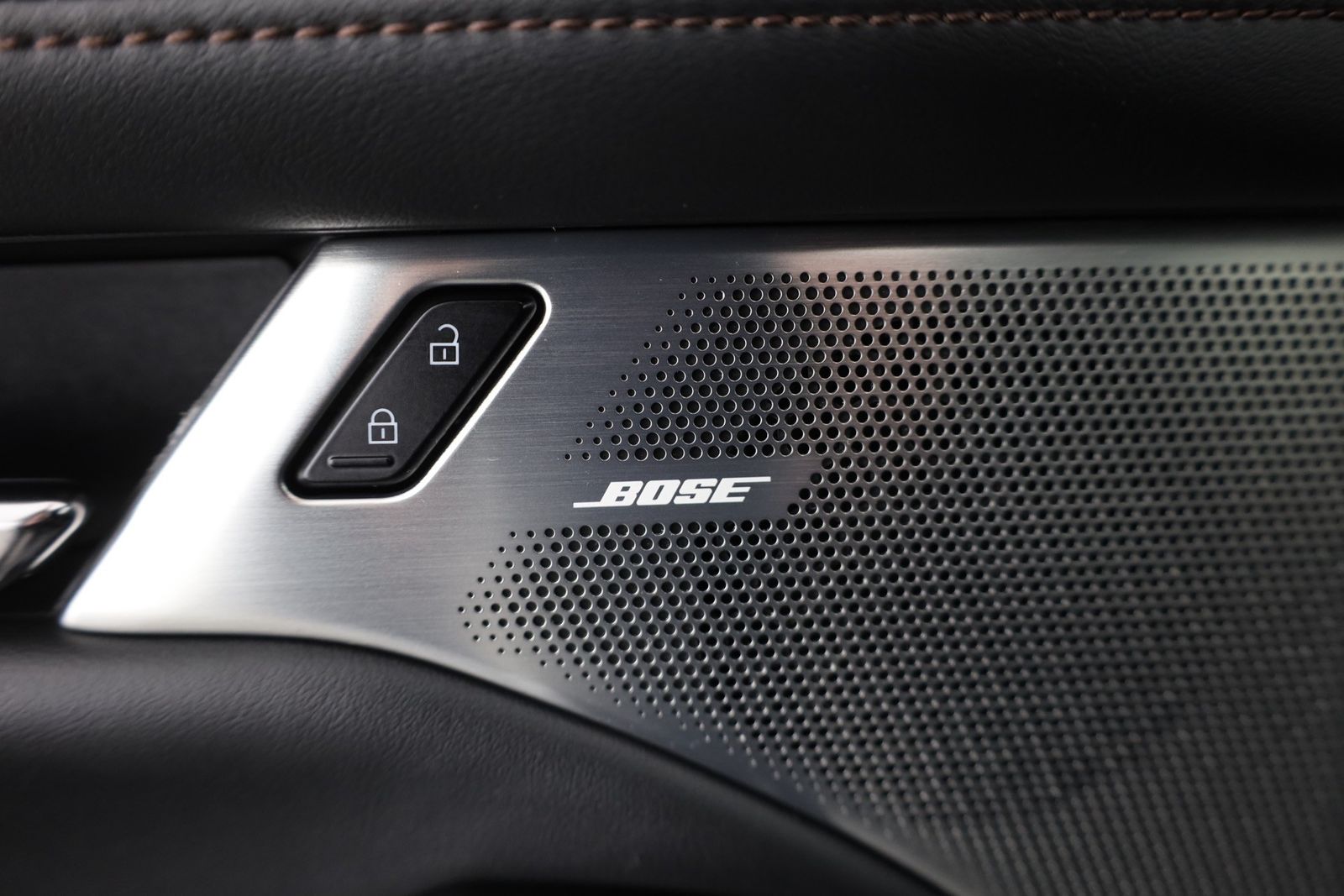Mazda 3 2.0 SKYACTIVE-X LED Navi 360° ACC Leder Bose