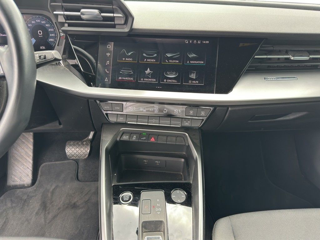 Audi A3 Sportback 40 TFSI e S tronic - Samsaru's Car Outlet