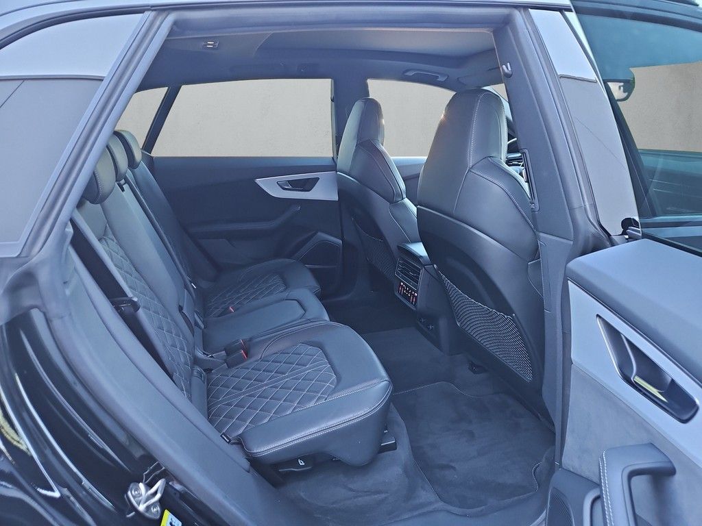 Audi Q8 55 TFSI quattro tiptronic *S line*Pano*AHK*