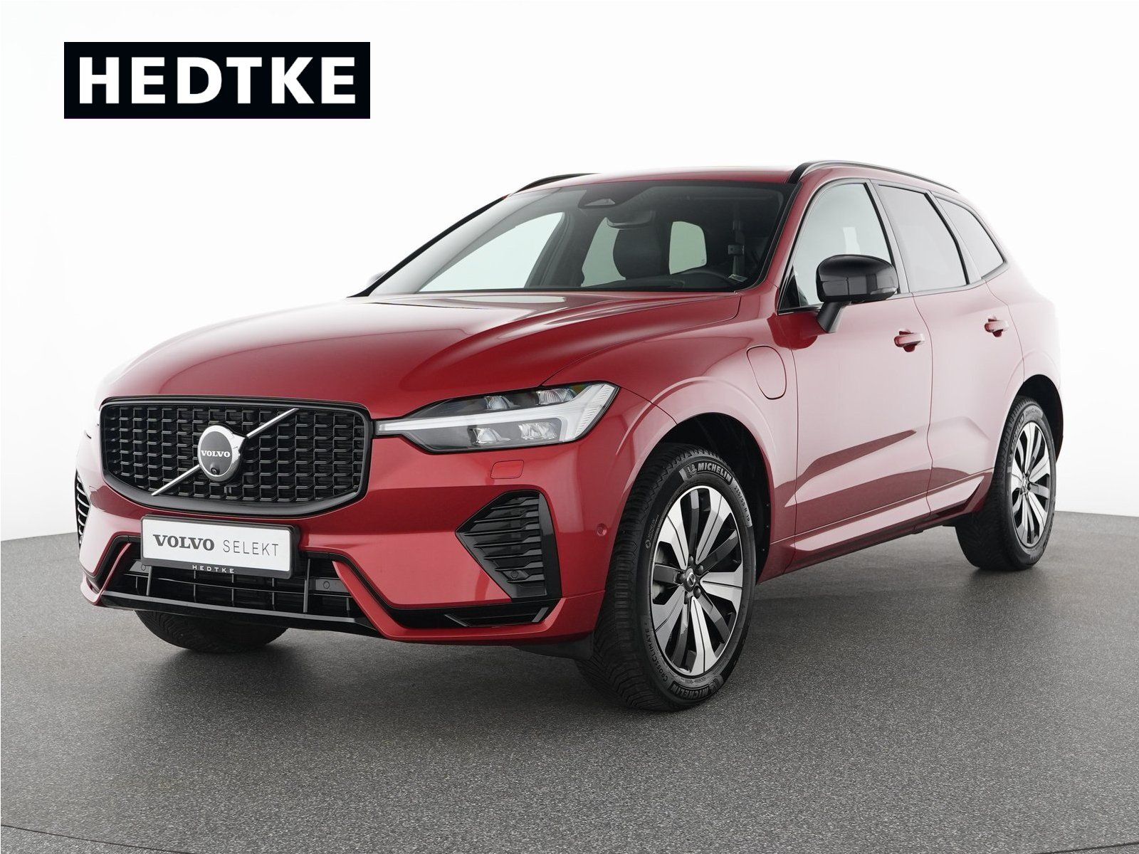 Volvo XC60 T8 Recharge AWD Geartronic Plus Dark