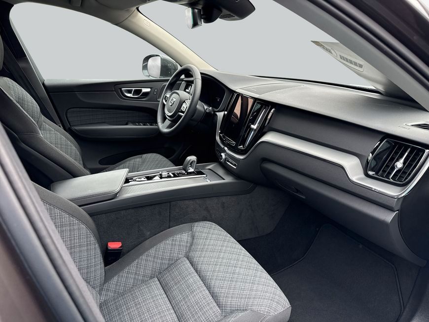 Volvo XC60 B5 B AWD Core