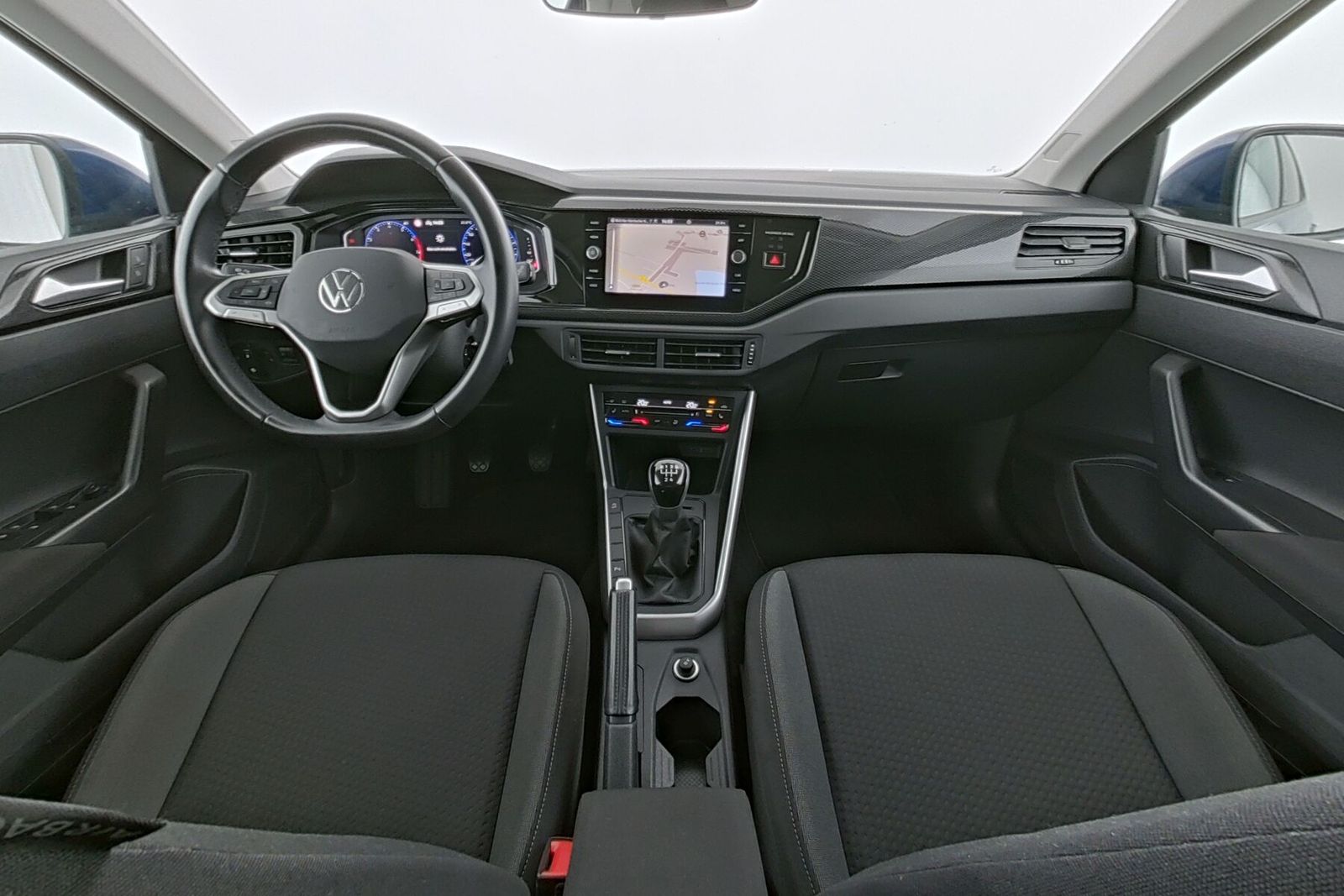 Volkswagen Taigo 1.0 TSI Life - Samsaru's Car Outlet