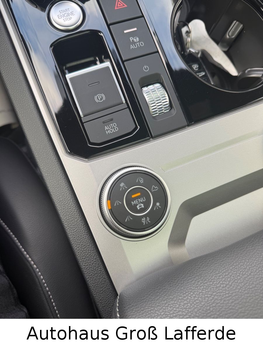 Volkswagen Touareg R-Line 4Motion 360 Kam Head Up Pano