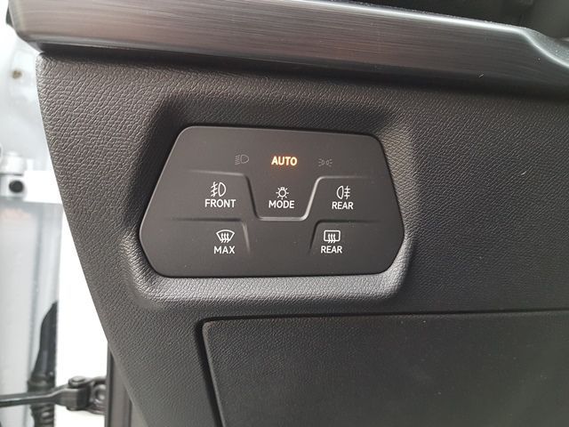 Cupra Leon Sportstourer 1.5 eTSI DSG - Samsaru's Car Outlet