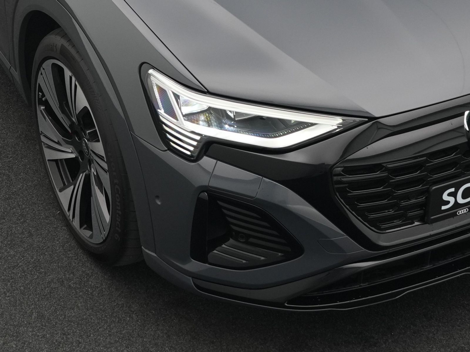 Audi Q8 e-tron 50 quattro 2x S line*Opt.schw*PANO*AHK