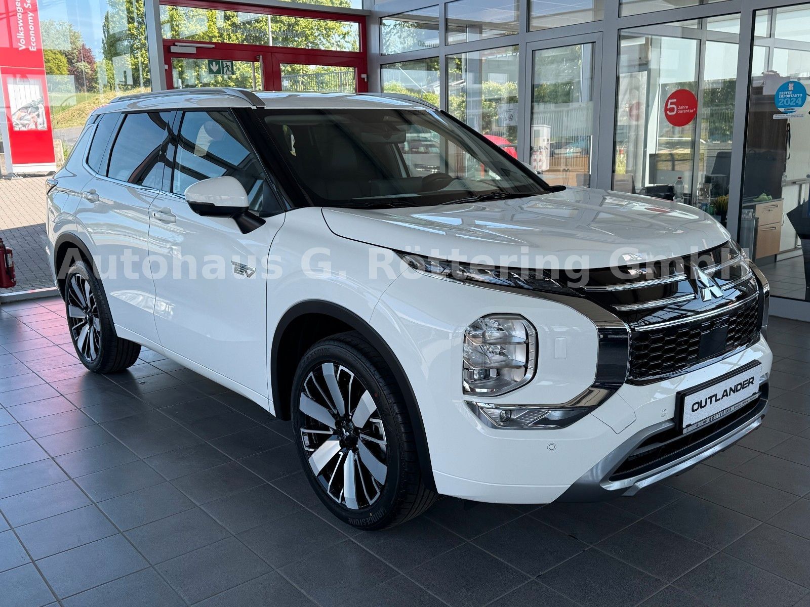 Mitsubishi Outlander Top 4WD PHEV Leder LED 4xSHZ 360° HUD