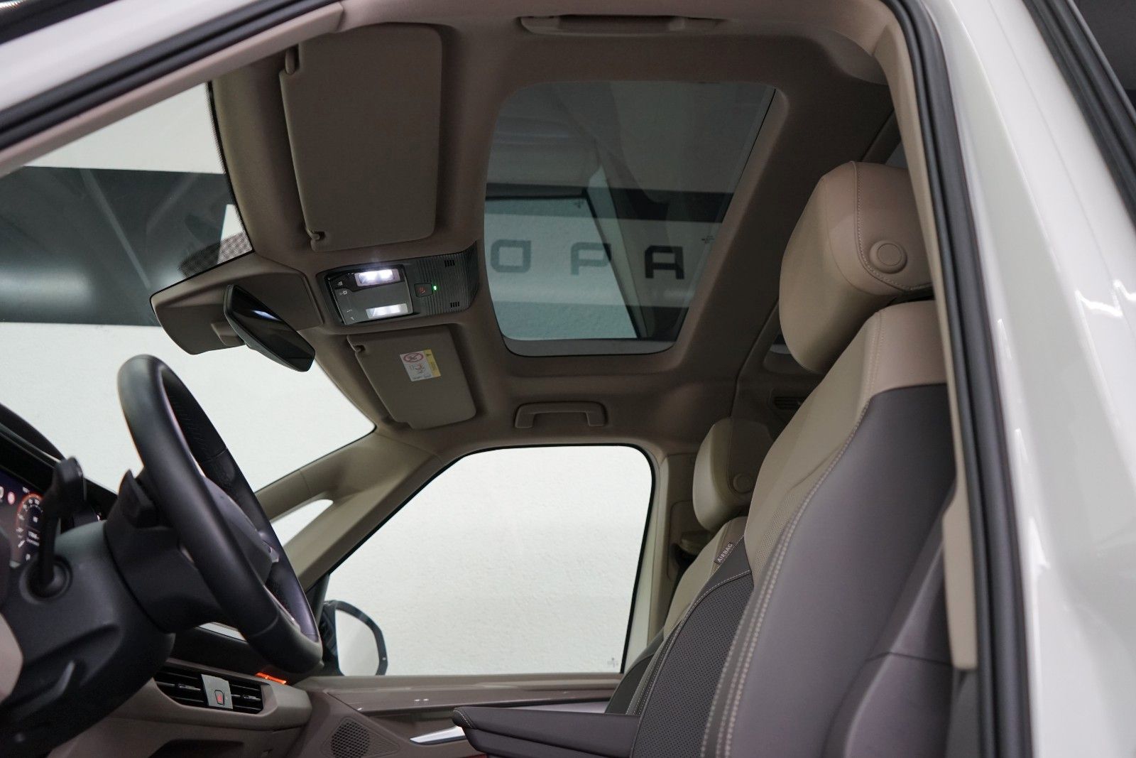 Volkswagen T7 Multivan Lang 2.0 TSI Style/Leder/Mega-Spec!