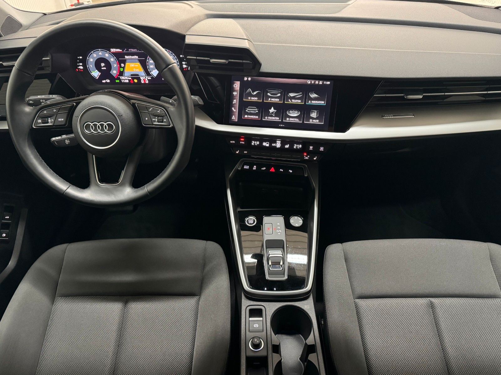 Audi A3 Sportback 40 TFSI e Virtual LED GRA Navi 17"