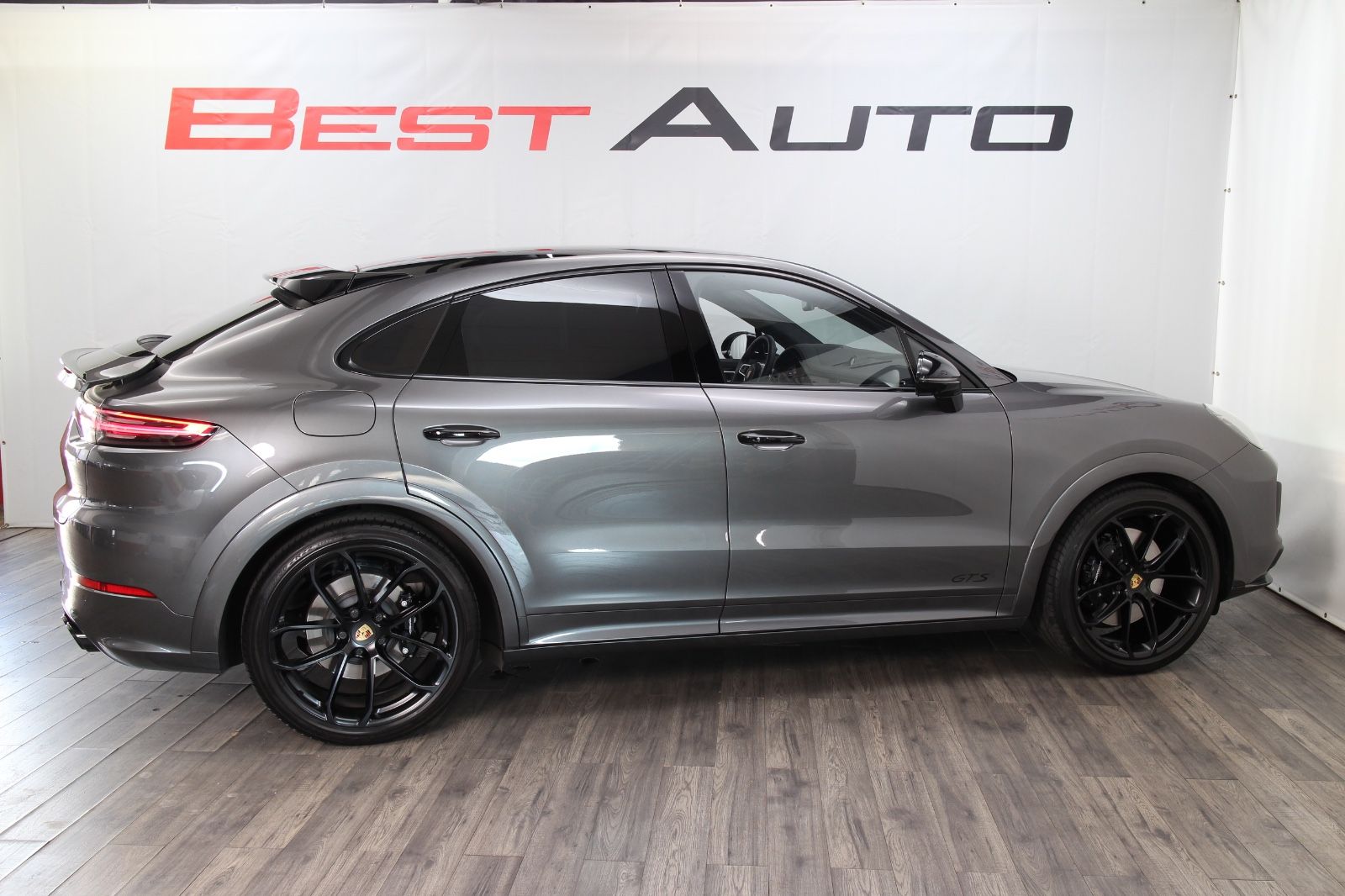 Porsche Cayenne Coupe GTS InnoDrive HeadUp Softclose