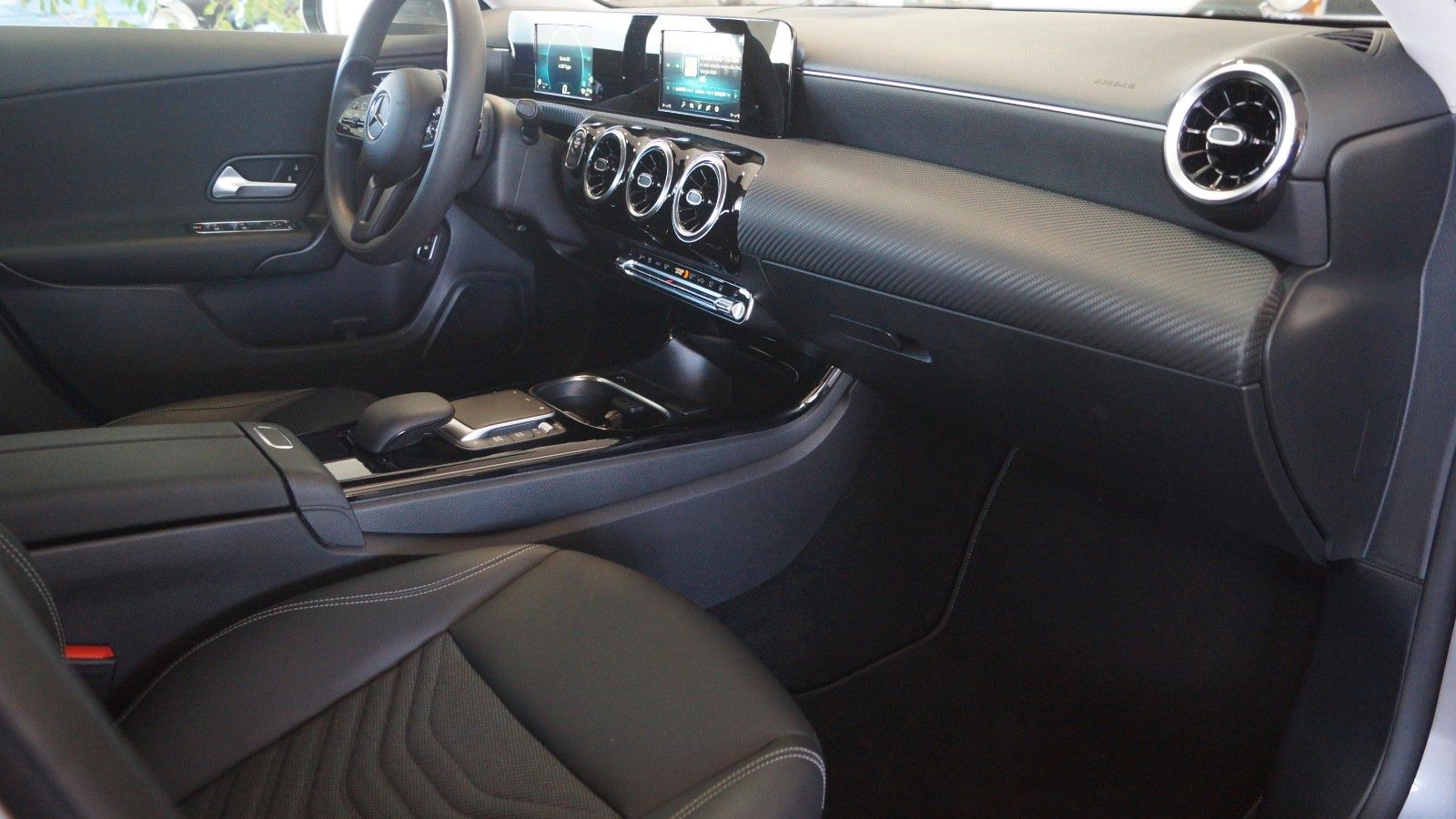 Mercedes-Benz A -Klasse A 250 e - Samsaru's Car Outlet