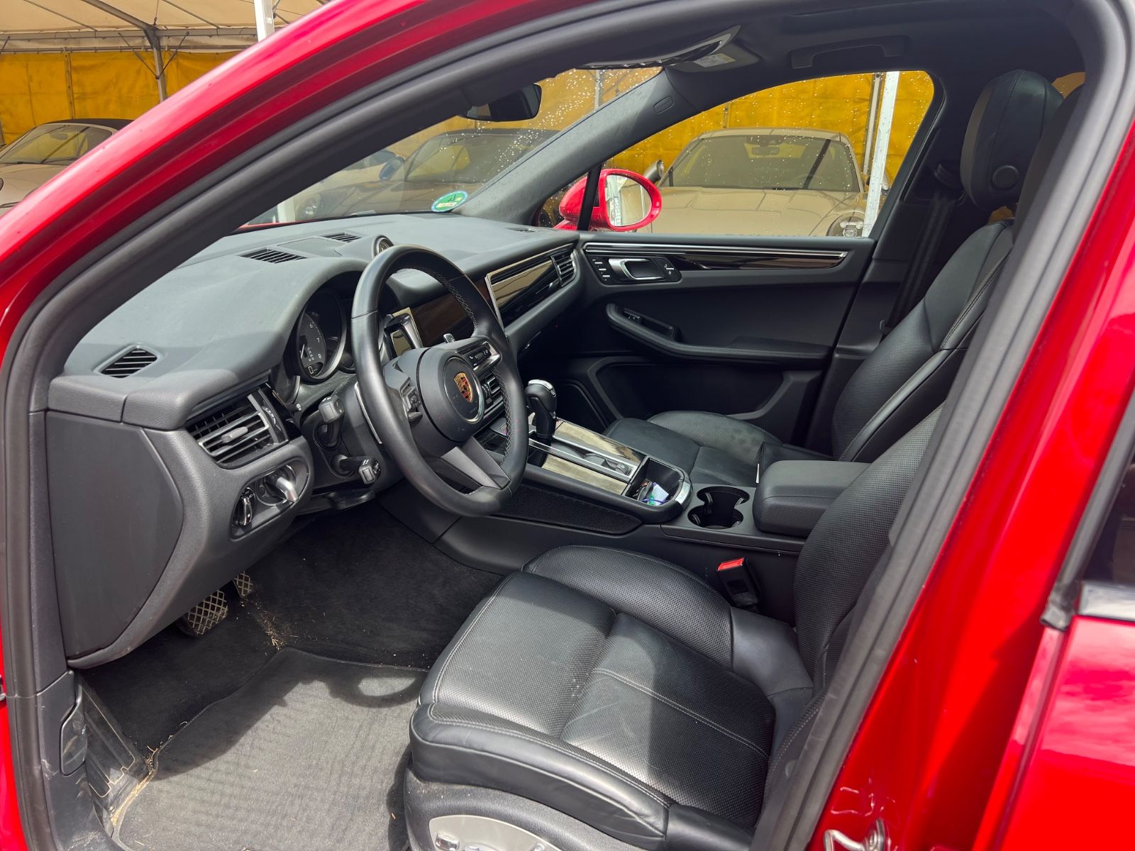 Porsche Macan S - Samsaru's Car Outlet