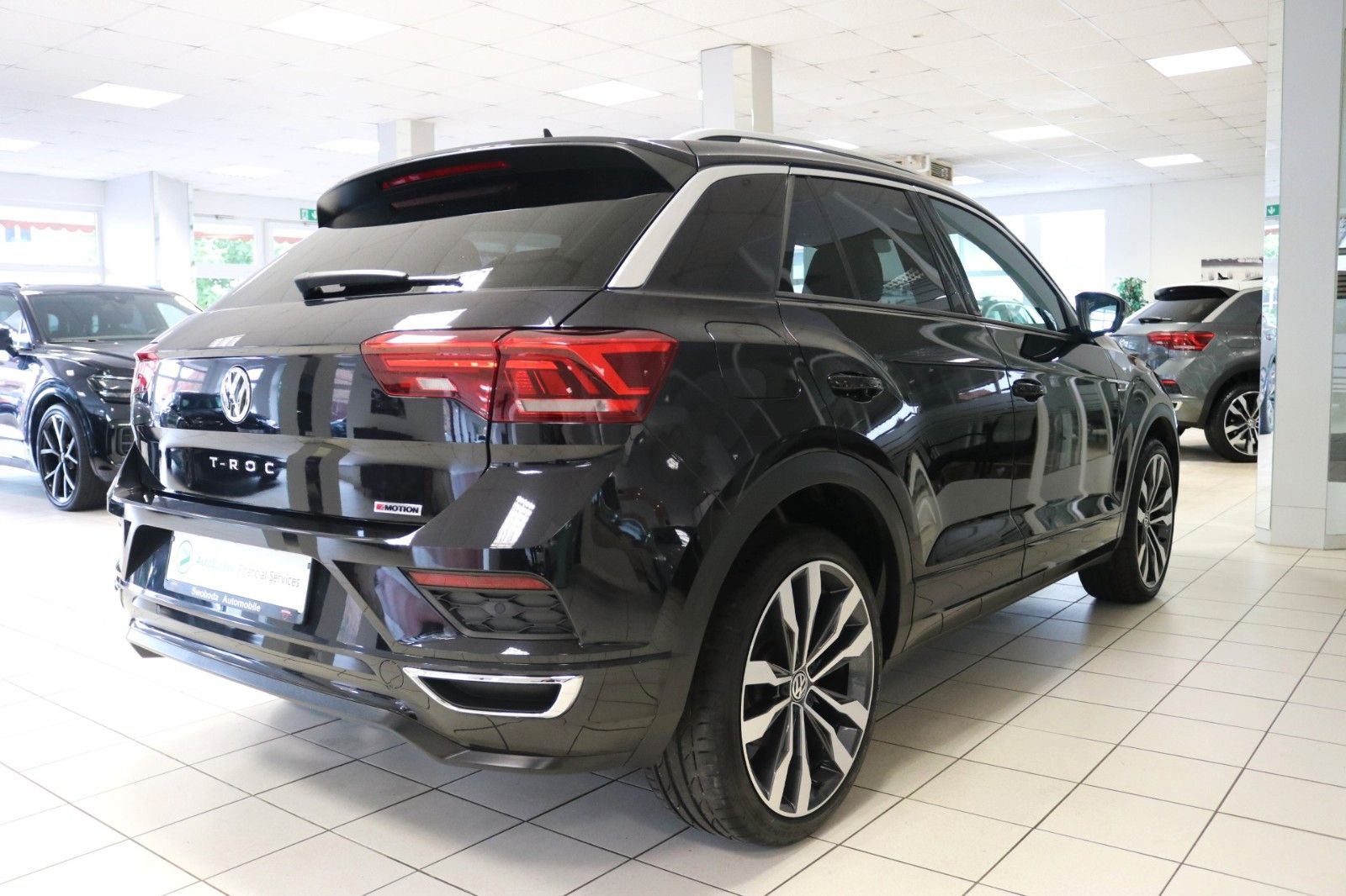 Volkswagen T-Roc Sport 4M R-Line - Samsaru's Car Outlet