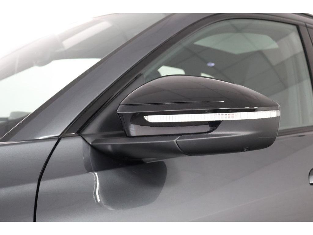 Audi Q5 2.0 TDI quattro S-line S-tronic,Navi,LED,AHK