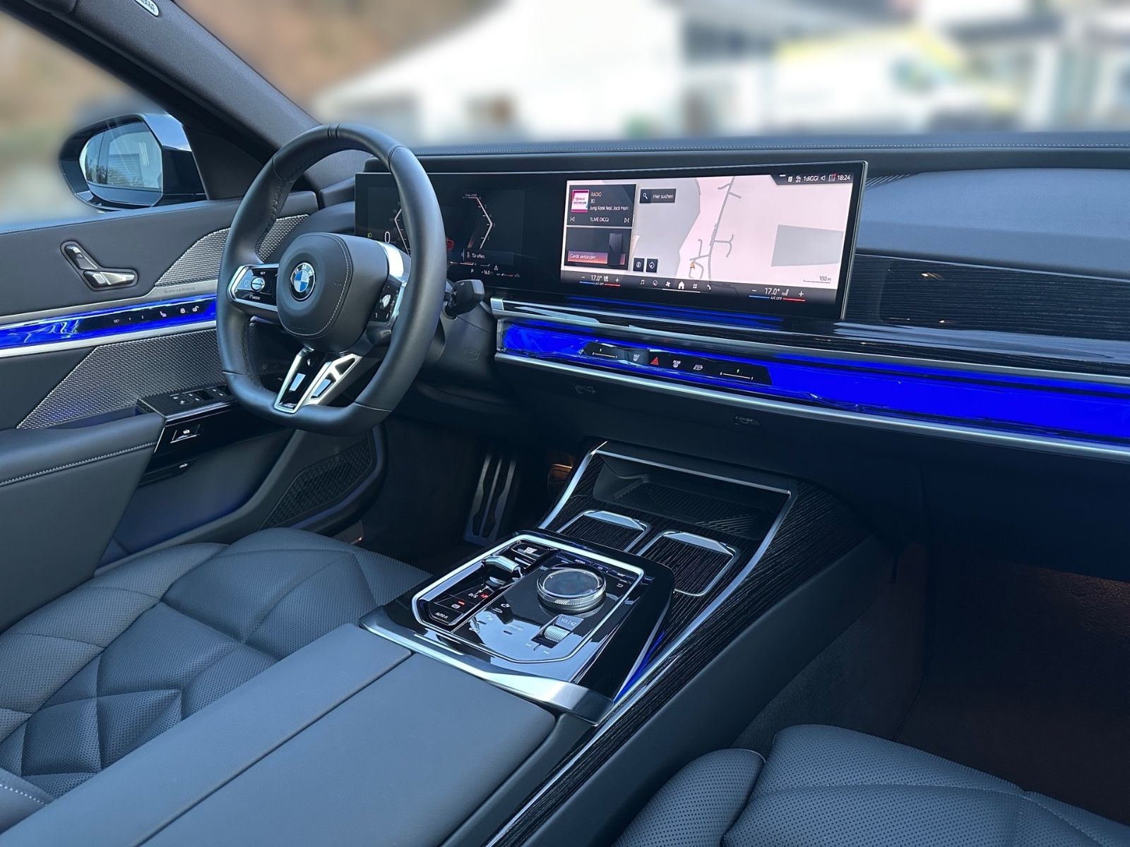 BMW 740 d xDrive M Sport  Fond Entertainment,TV