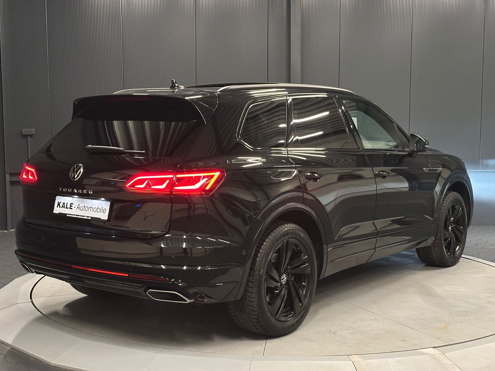 Volkswagen Touareg R-Line 4Motion*Black Style*PANORAMA*Stan