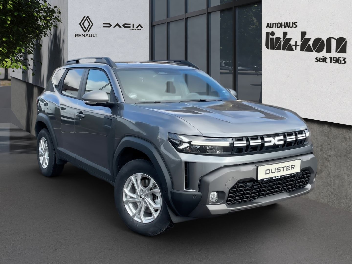 Dacia Duster Journey HYBRID 140 - Samsaru's Car Outlet