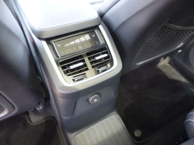 Volvo XC90 Ultimate Dark T8 Recharge Hybrid AWD*PANO*