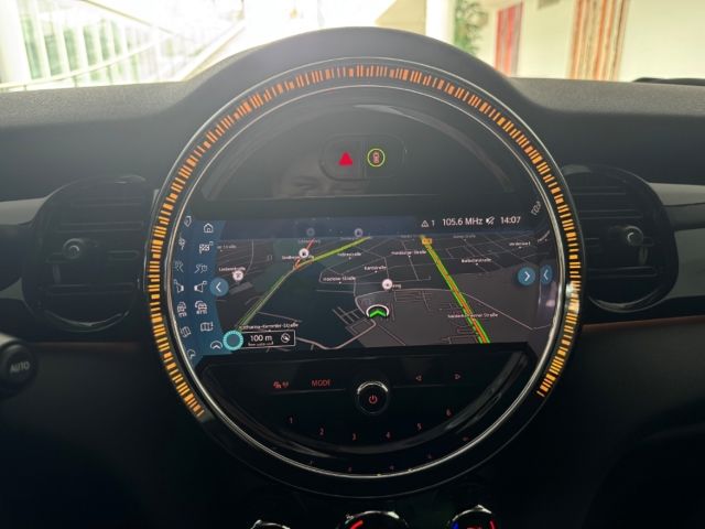 MINI Cooper S - Samsaru's Car Outlet