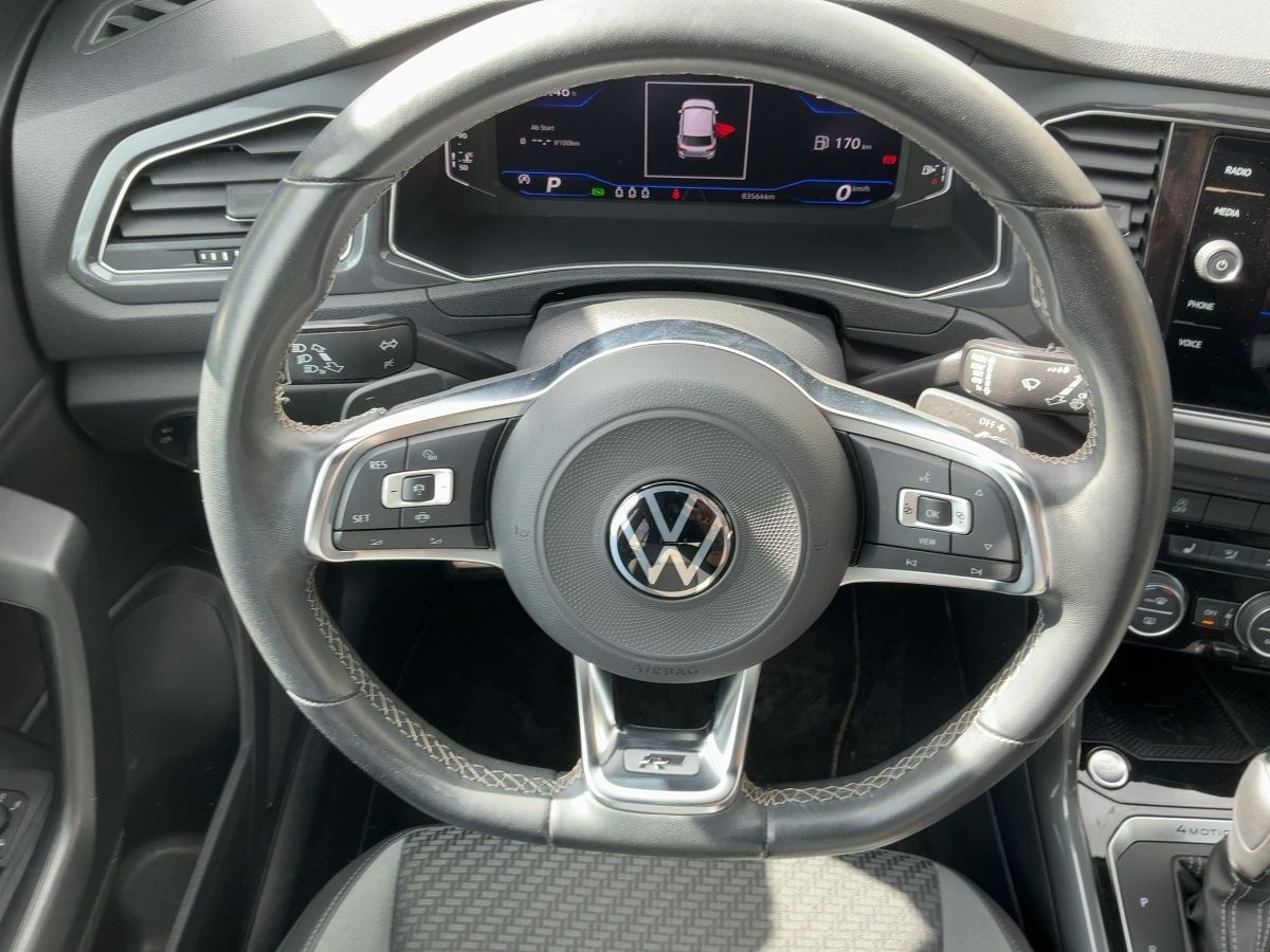 Volkswagen T-Roc 2.0 TSI 4M DSG R-LINE - Samsaru's Car Outlet