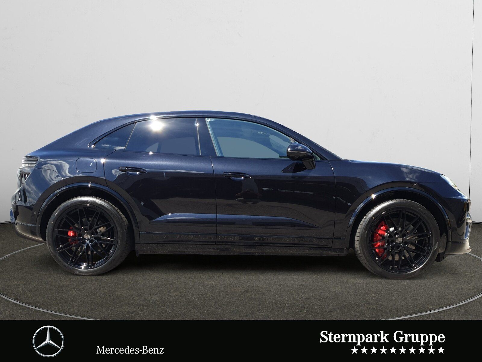 Porsche Macan Turbo Electric - Samsaru's Car Outlet
