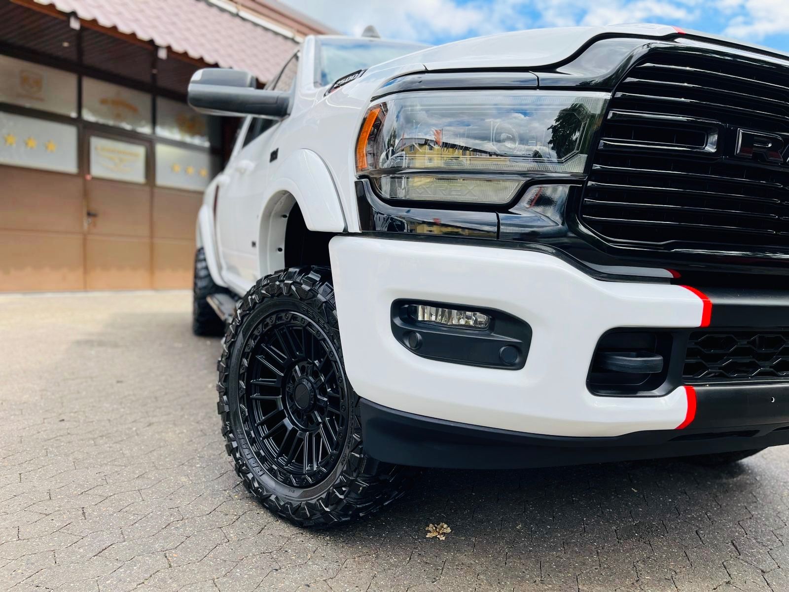 Dodge 2500*6,4L V8*LPG*4X4*LONGBED*OFFROAD*AHK*GARANTI