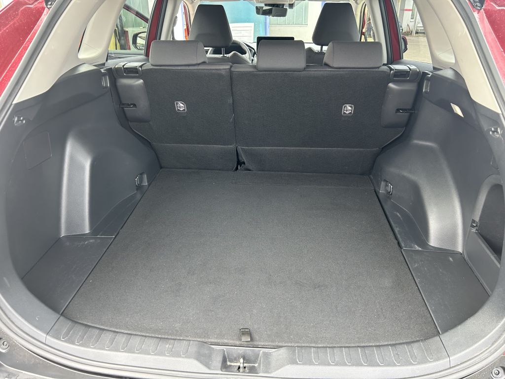 Toyota RAV 4 2.5 4x2 Hybrid - Samsaru's Car Outlet