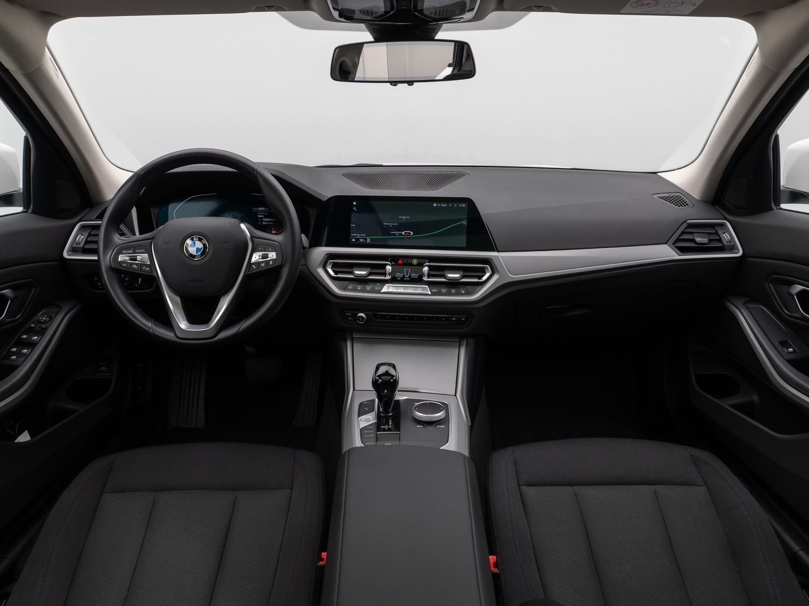 BMW 320d - Samsaru's Car Outlet