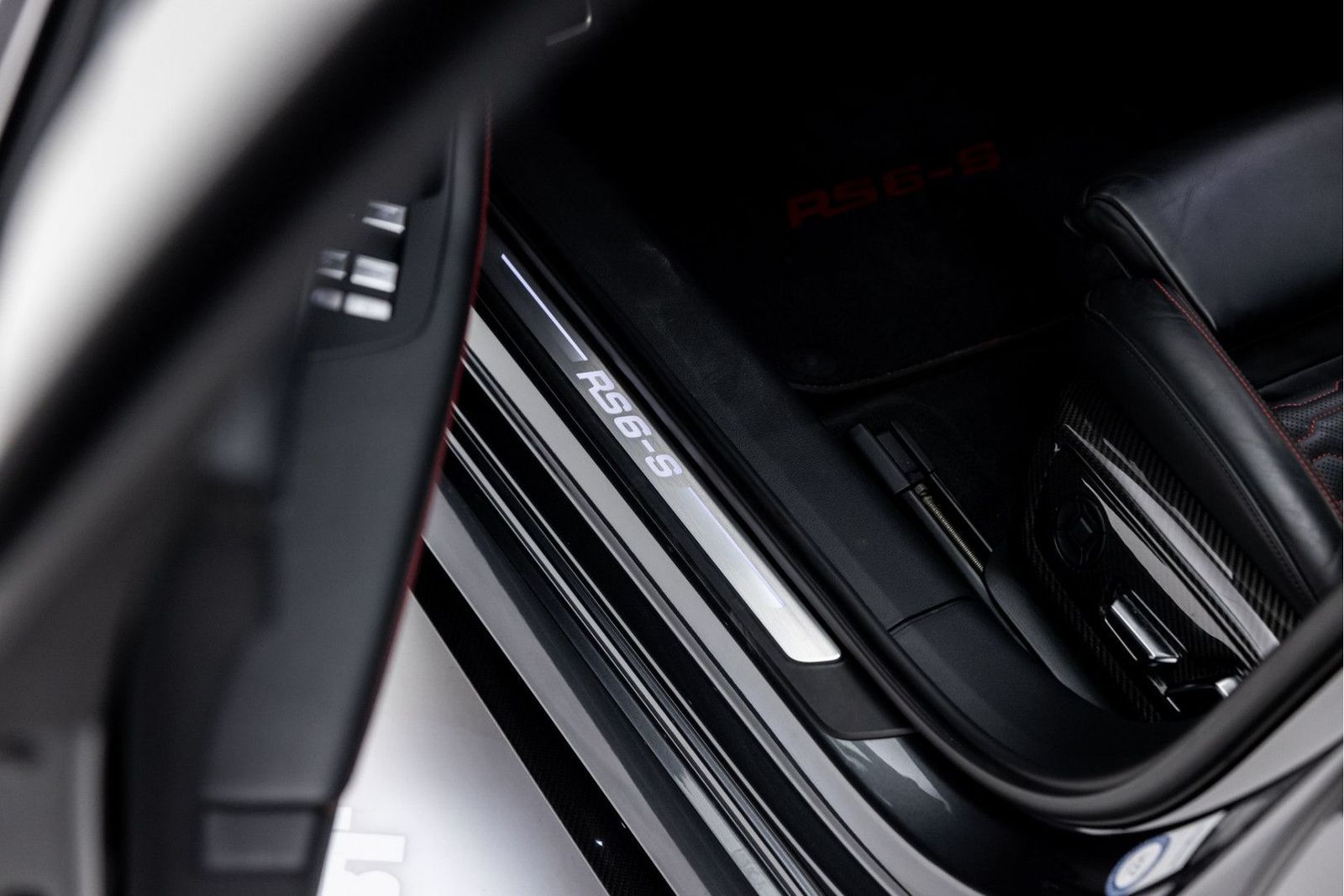 Audi RS6 Avant 4.0 V8 TFSI RS6-S ABT 740 PK | Pano |