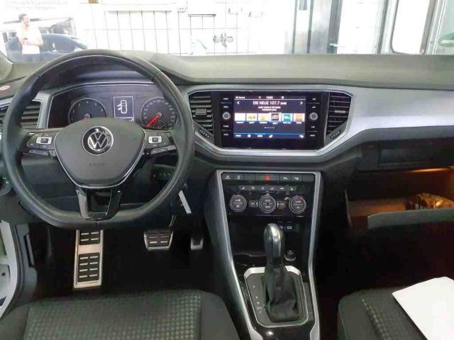 Volkswagen T-Roc 1.5 TSI Active - Samsaru's Car Outlet