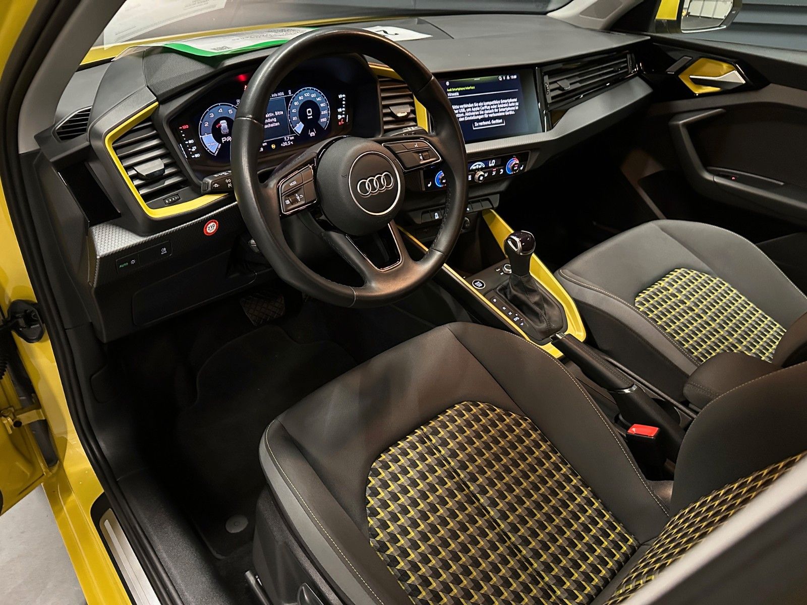 Audi A1 Sportback 25 TFSI advanced - Samsaru's Car Outlet