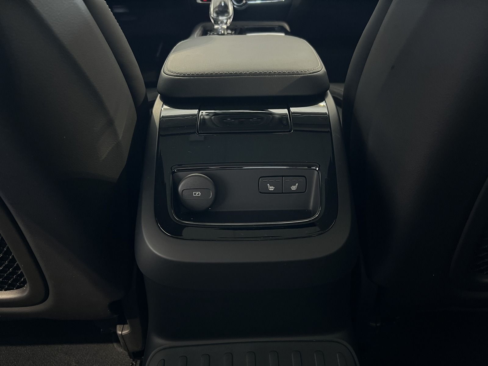 Volvo S60 T8 Ultimate Dark Recharge AWD B&W Massage