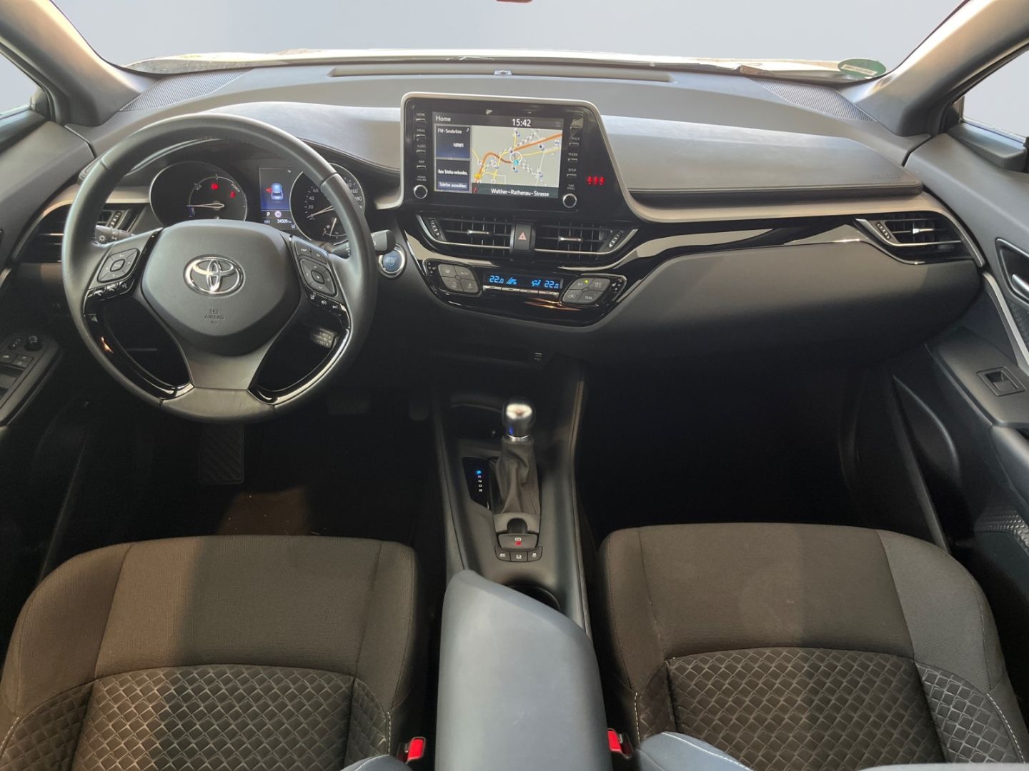 Toyota C-HR 1.8 Hybrid Business-Edition - Samsaru's Car Outlet