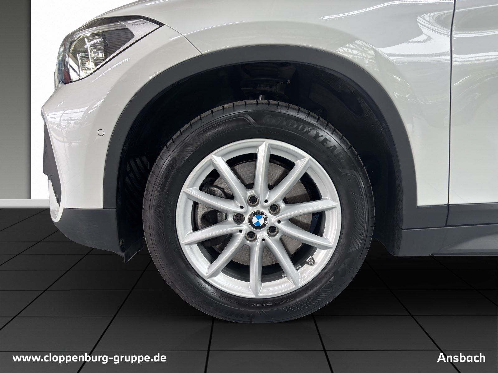 BMW X1 xDrive20i Advantage - Samsaru's Car Outlet