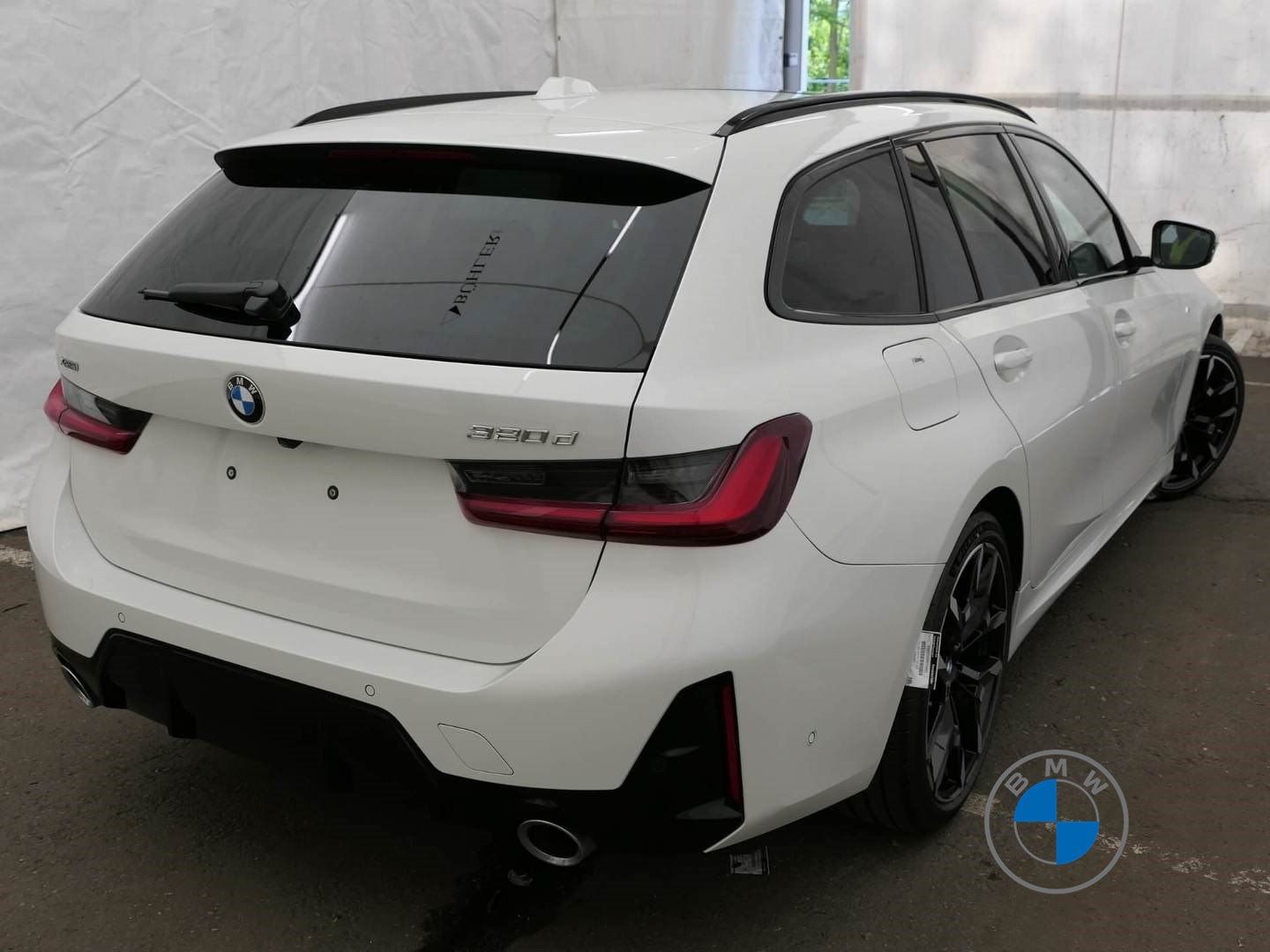 BMW 320d xDrive Touring M Sport 19" Pano Adaptiv LED