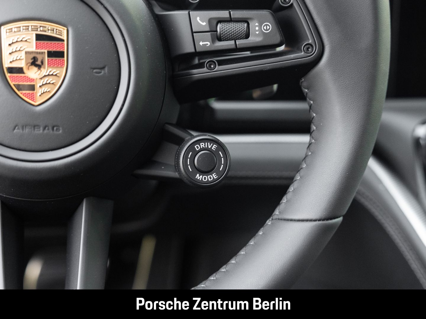 Porsche Panamera 4S E-Hybrid Surround-View Sportabgas