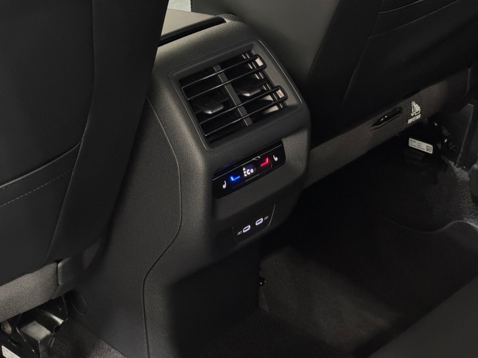Volkswagen Tiguan 1.5 TSI eHybrid Elegance | AHK MATRIX DCC