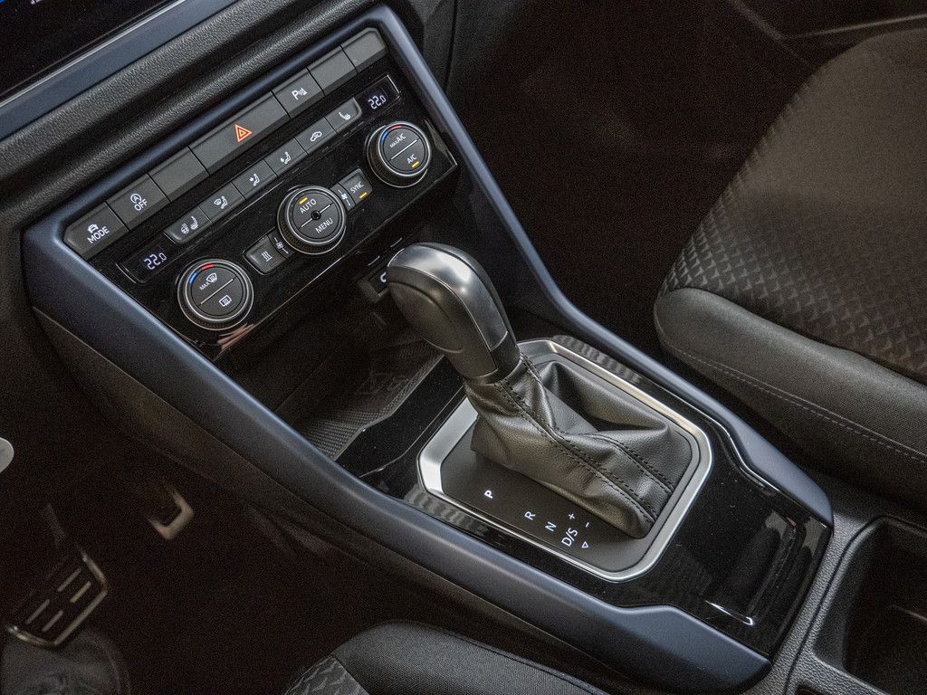 Volkswagen T-Roc 1.5 TSI DSG Style - Samsaru's Car Outlet