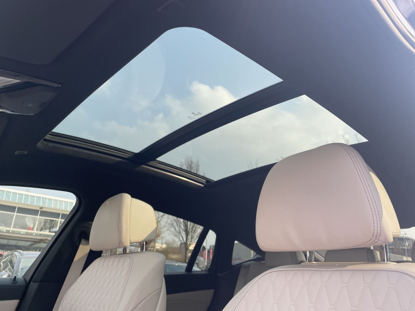 BMW X6 xDrive40d M-Sport*360°Kamera*AHK*Pano.*Harman