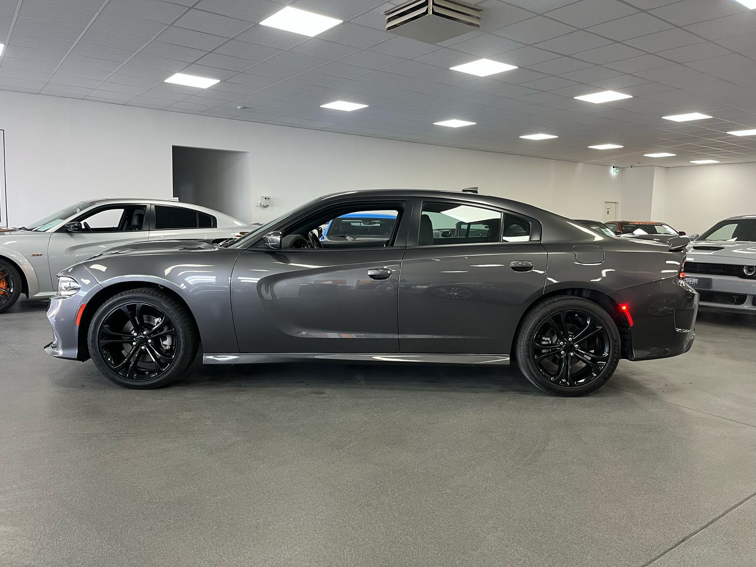 Dodge Charger RT 5,7l V8 *SHZ / AUT / LEDER*