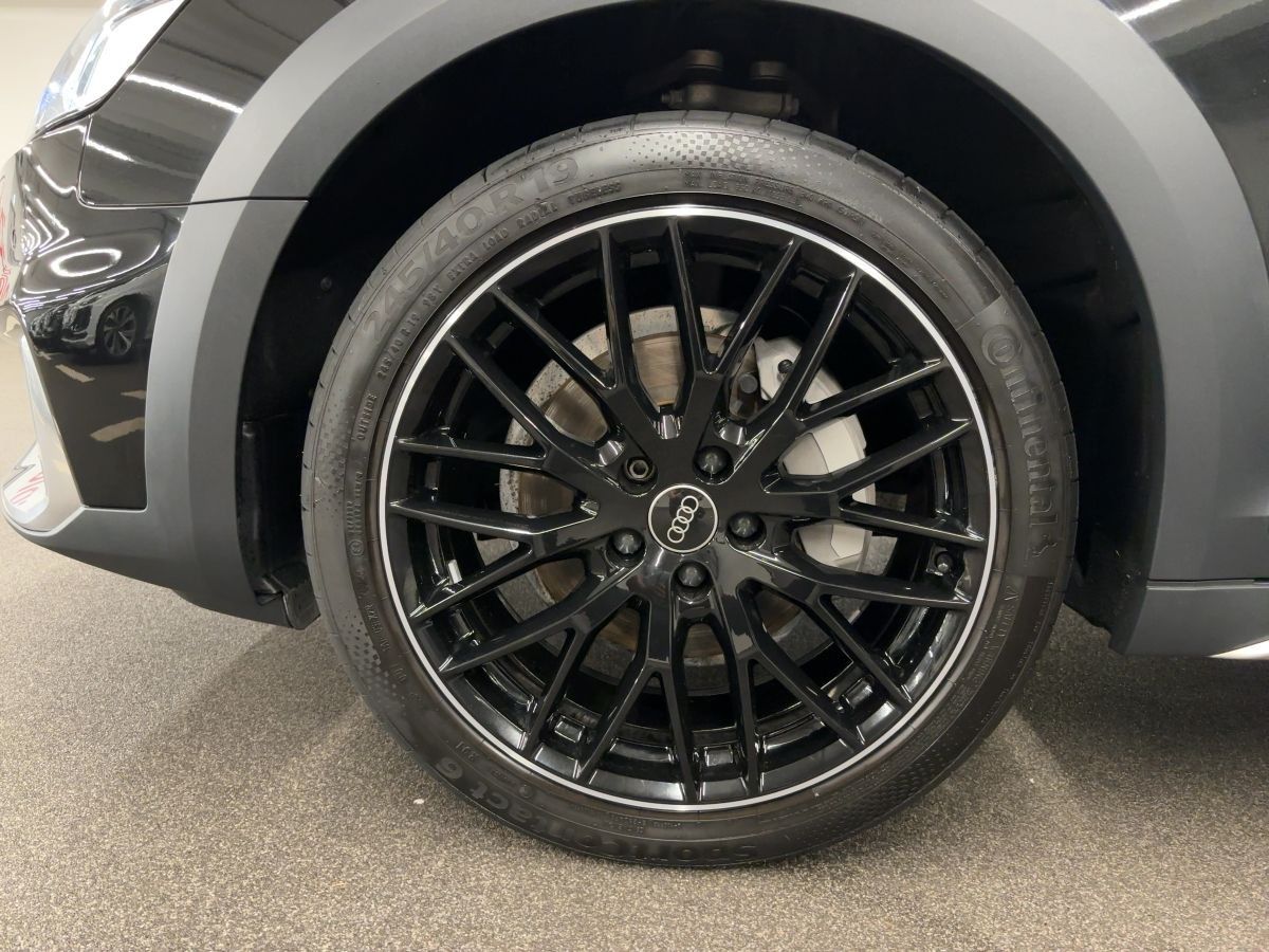 Audi A4 allroad quattro 40 TDI S tr. LED AHK RFK NAVI