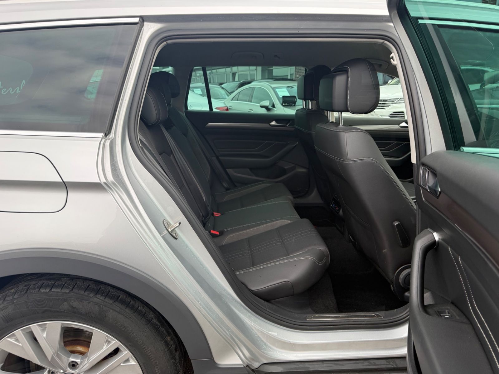 Volkswagen Passat Alltrack 2.0 TDI 4M AHK+XDS+DCC+SH+3Z+KAM